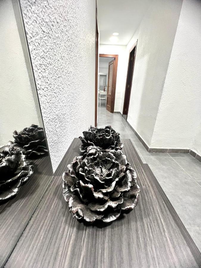 Central Private Room Валенсия Экстерьер фото